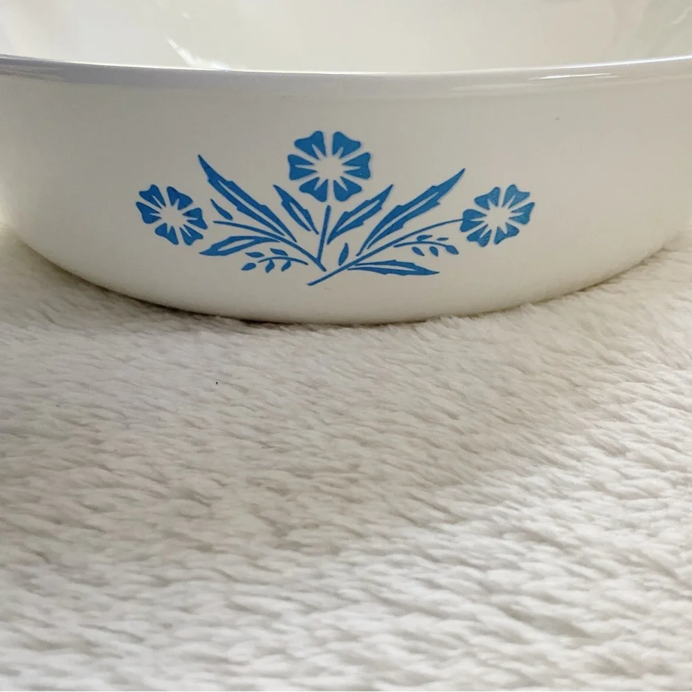 Vintage CorningWare Cornflower Blue P-83-B 6.5” Skillet USA